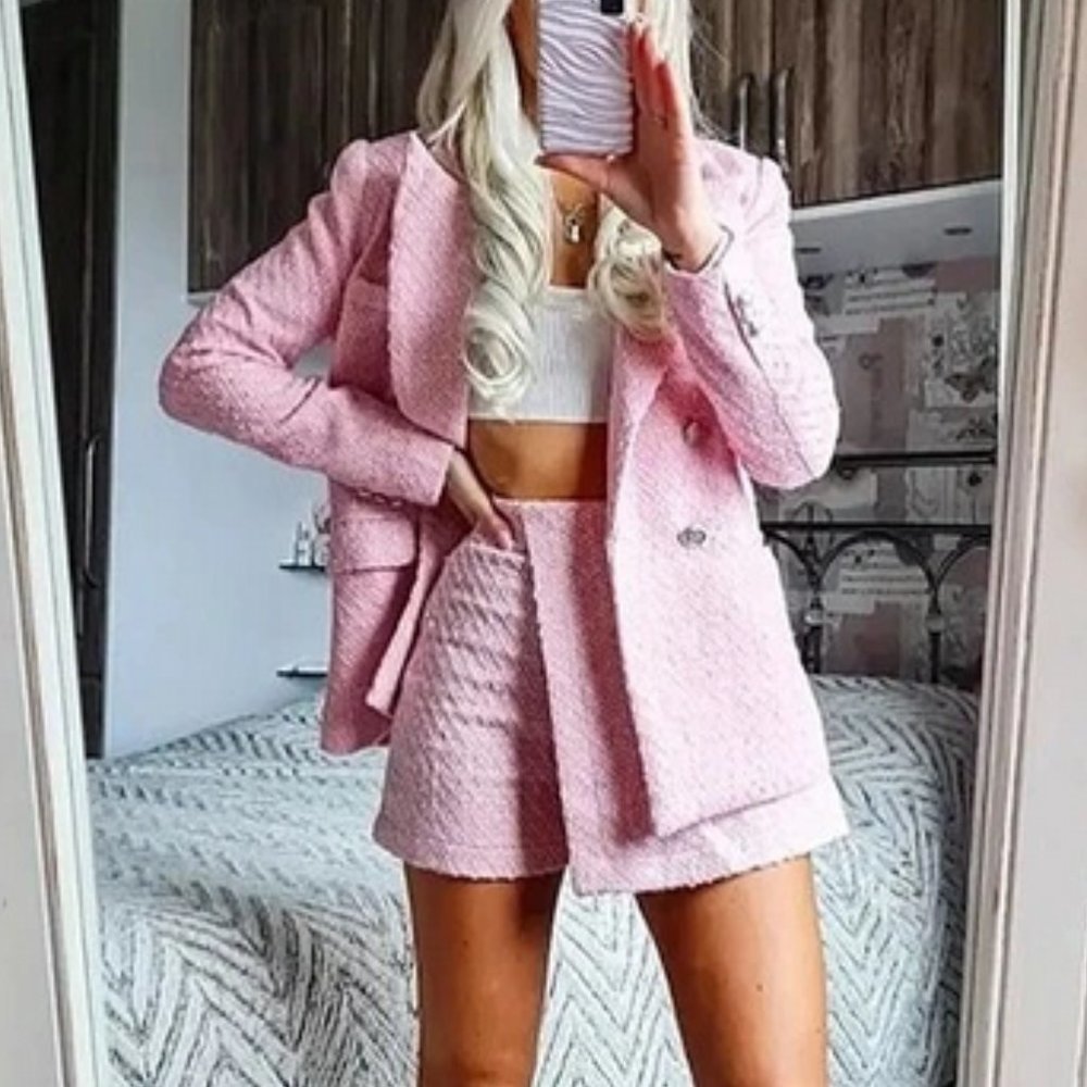 Classic Pink Tweed Mini Skort - Picture 6 of 13